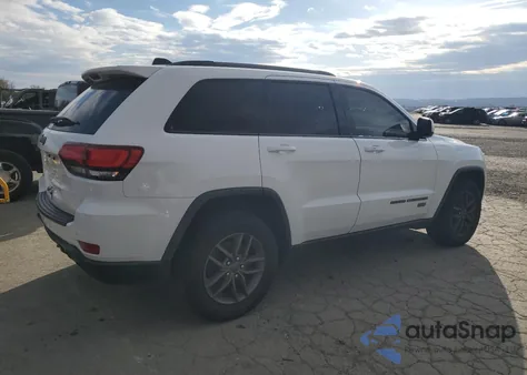 2016 Jeep Grand Cherokee Laredo from USA, damaged, VIN 1C4RJFAG2GC498360